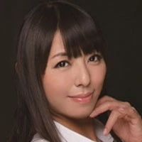 村上涼子の顔写真（XCITY公式女優名鑑）